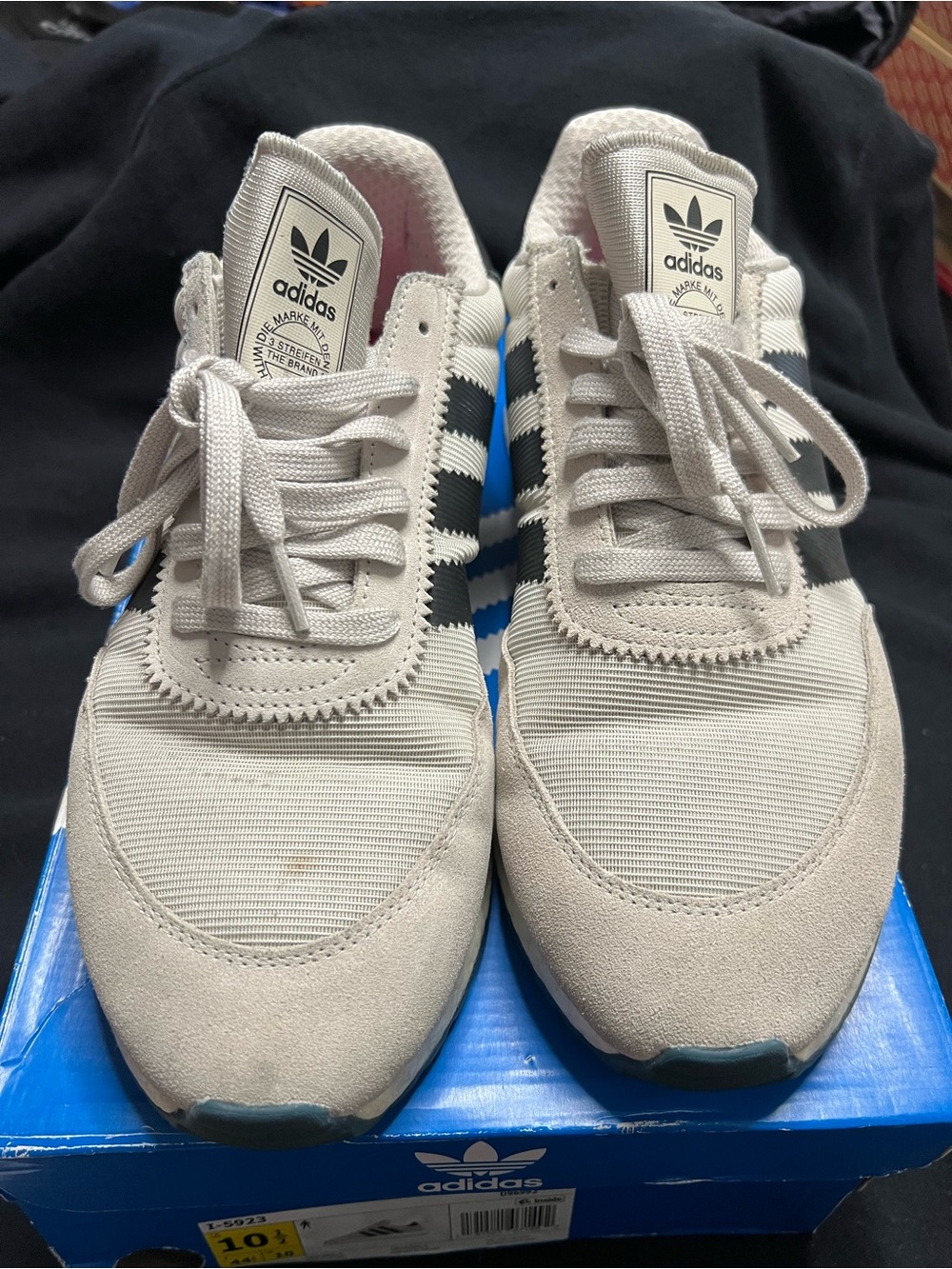 ADIDAS I-5923
Beige/ Collegiate Navy/ Gum 3